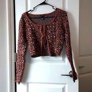 Rue 21 long sleeve mid waist leopard sweater large